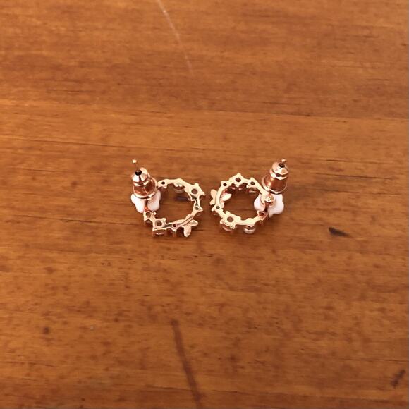Ramla Rose Gold Crystal Pearl Flower Stud Earrings Dainty Butterfly Design NWOT - Picture 4 of 12